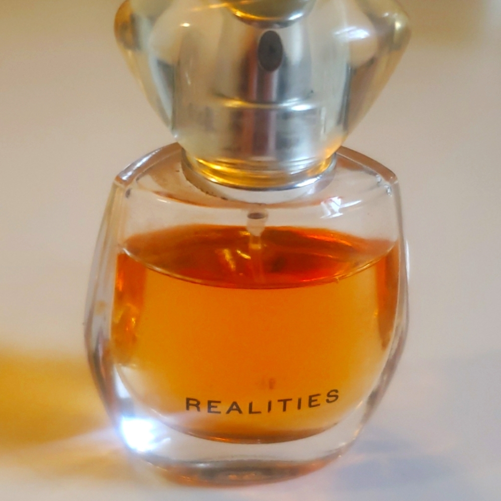 $5/$25 Realities by Liz Claiborne eau de parfum